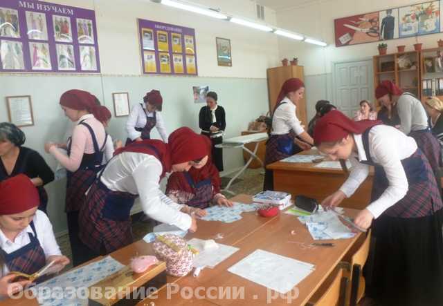Открытый урок у закройщиков (апрель 2012 г.) Профессиональное училище № 26 (г. Грозный, Чеченская Республика)