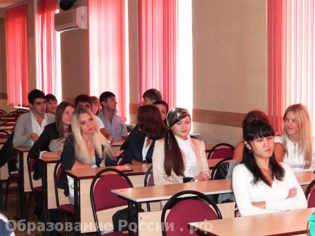 студенты Саратова